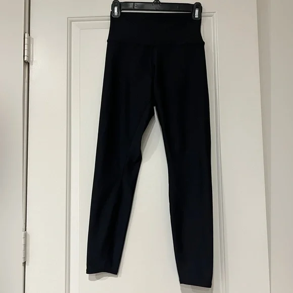 ALO Yoga | 7/8 High-Waist Airlift Legging | US M (8-10) | Women’s Black Leggings - Picture 6 of 13